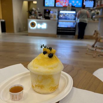 OMi - Shaved iced (mango) - Desserts Near Me - Chicago, Illinois OMi - Shaved iced (mango) - Desserts Near Me - Chicago, Illinois