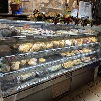 Zekes Coffee - Pastry case - Coffee & Tea Near Me - Baltimore, Maryland