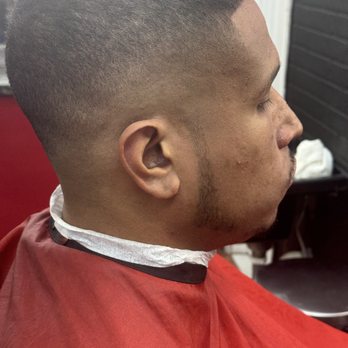 Roy Barbershop - Barbers Near Me - Paterson, New Jersey Roy Barbershop - Barbers Near Me - Paterson, New Jersey