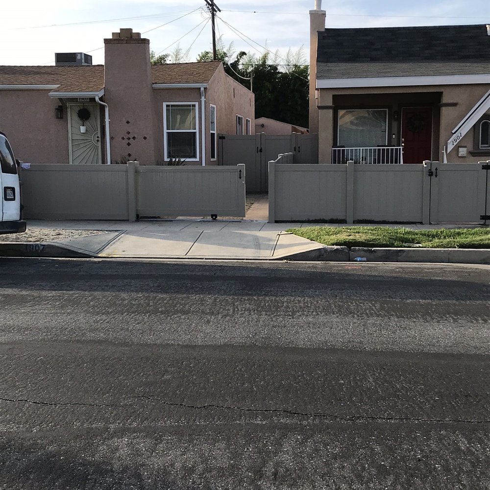 Practic Vinyl Fencing - Fences & Gates Near Me - Rosemead, California Practic Vinyl Fencing - Fences & Gates Near Me - Rosemead, California