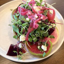 Beet Hummus Toast Beet Hummus Toast