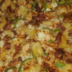 Domino's Pizza - Ordered takeout and was ready when I arrived. BBQ Chicken Bacon Pineapple Green Pepper Pizza