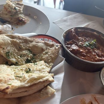Tabla Indian Restaurant Fort Worth - Chicken Tikka Masala Curry & Garlic Naan - Indian Near Me - Fort Worth, Texas Tabla Indian Restaurant Fort Worth - Chicken Tikka Masala Curry & Garlic Naan - Indian Near Me - Fort Worth, Texas