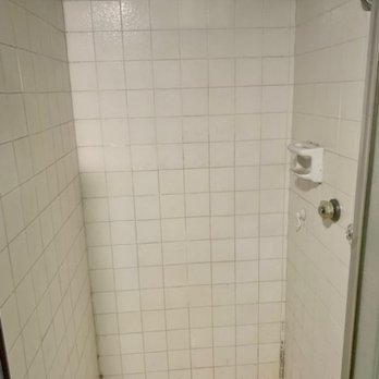 Duane Serna Tile - Before - Tiling Near Me