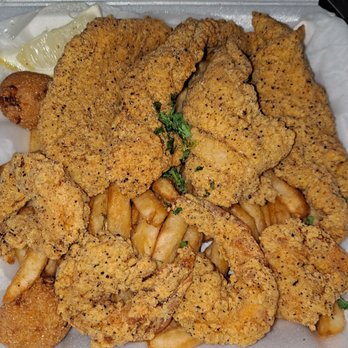 Catfish Station - Combination Basket - Cajun/Creole Near Me - Missouri City, Texas Catfish Station - Combination Basket - Cajun/Creole Near Me - Missouri City, Texas