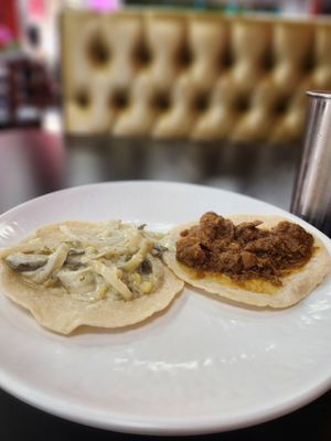 La Diosa de los Moles Spices by null