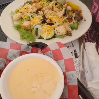 White Horse Tavern - Salad - Sports Bars Near Me - Harpers Ferry, West Virginia White Horse Tavern - Salad - Sports Bars Near Me - Harpers Ferry, West Virginia