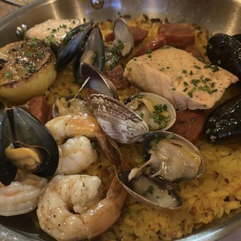 El Dorado Kitchen - Seafood Paella - New American Near Me - Sonoma, California El Dorado Kitchen - Seafood Paella - New American Near Me - Sonoma, California