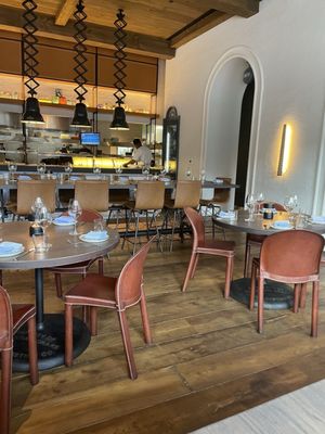 Cordelia Fishbar by null