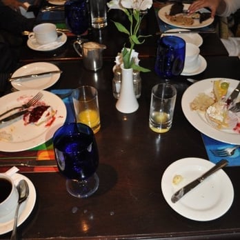 Fairmont Château Laurier - table conversations. - Hotels Near Me - Ottawa, Ontario
