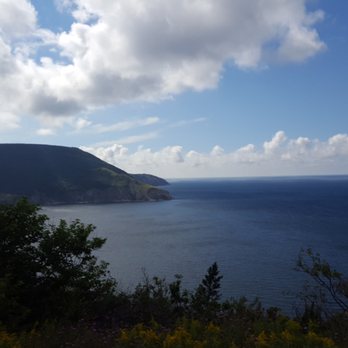 Meat Cove Chowder Hut - Canadian (New) Near Me - Meat Cove, Nova Scotia