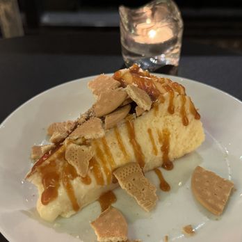 ilcaffe - Basque Cheesecake with salted caramel - Coffee & Tea Near Me - Los Angeles, California