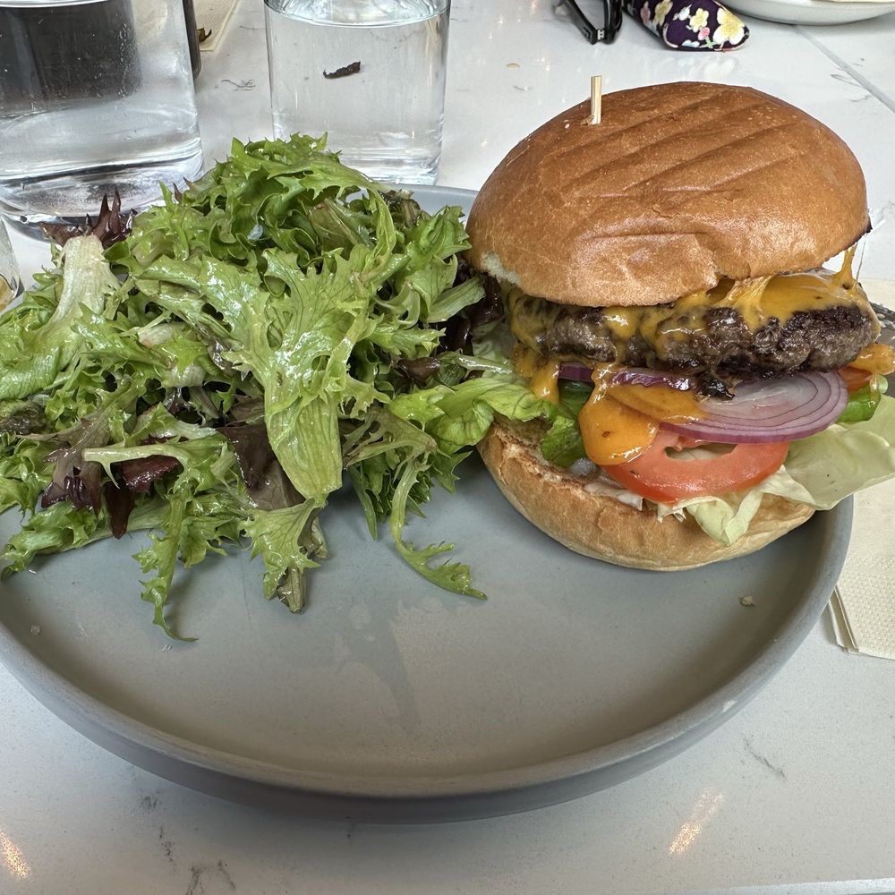 Willow & Whisk - Willow Burger and salad - Breakfast & Brunch Near Me - Millburn, New Jersey