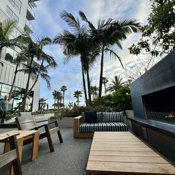 Mission Pacific Beach Resort - Hotels Near Me - Oceanside, California