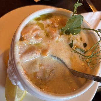 Trappers Inn - Fish Chowder. - Pubs Near Me - Galway, G Trappers Inn - Fish Chowder. - Pubs Near Me - Galway, G