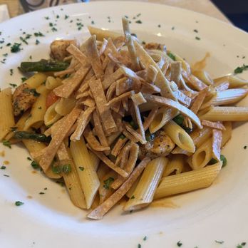 The Cheesecake Factory - Lunch Pasta, Spicy Chicken Chipotle Pasta** - Desserts Near Me - Wauwatosa, Wisconsin The Cheesecake Factory - Lunch Pasta, Spicy Chicken Chipotle Pasta** - Desserts Near Me - Wauwatosa, Wisconsin