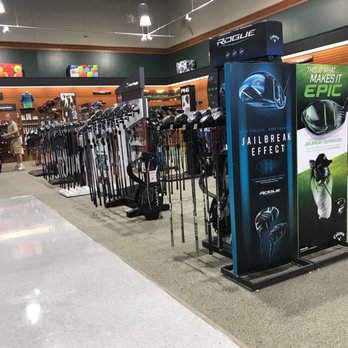 DICK'S Sporting Goods - Golf - Golf Equipment Near Me - Brookfield, Wisconsin