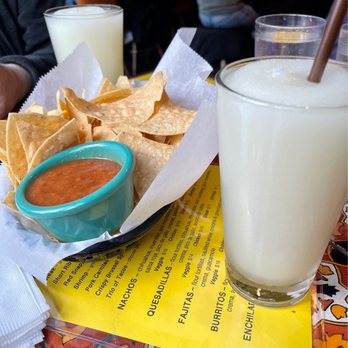 ‘ritas - Frozen Margaritas and Salsa mesa - Mexican Near Me - New York, New York ‘ritas - Frozen Margaritas and Salsa mesa - Mexican Near Me - New York, New York