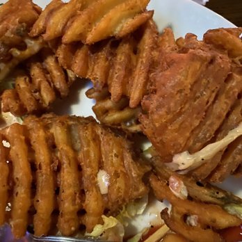 Applebee's Grill + Bar - Waffle fries - Sports Bars Near Me - Wilmington, Delaware