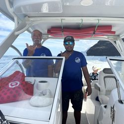 Kaulana Pali Kai - Captain Keith and First Mate Blaze