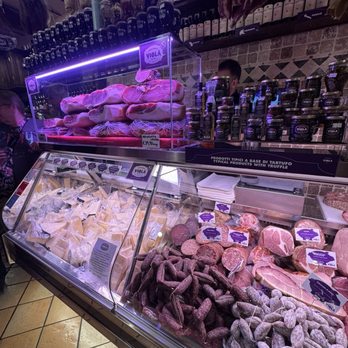The Roman Guy - The deli that we had 4 types of meat and 2 cheeses with wine. - Food Tours Near Me The Roman Guy - The deli that we had 4 types of meat and 2 cheeses with wine. - Food Tours Near Me