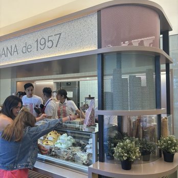 Farggi - Cafeteria Near Me - Barcelona, B Farggi - Cafeteria Near Me - Barcelona, B