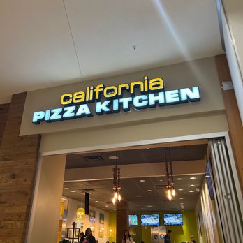 California Pizza Kitchen - Pizza Near Me - Tampa, Florida