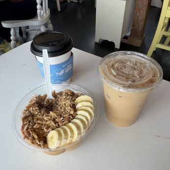 Watercolor Cafe - Açaí bowl, caramel latte - Coffee & Tea Near Me - Mackinac Island, Michigan Watercolor Cafe - Açaí bowl, caramel latte - Coffee & Tea Near Me - Mackinac Island, Michigan