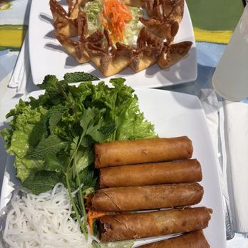 Pho Express - Appetizers fried wontons with cream cheese and fried eggrolls - Vietnamese Near Me - Long Beach, California Pho Express - Appetizers fried wontons with cream cheese and fried eggrolls - Vietnamese Near Me - Long Beach, California