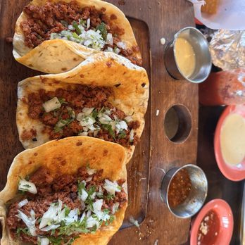 El Mezon - Street tacos con chorizo - Mexican Near Me - St Peters, Missouri