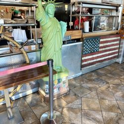 Red White & Que Smokehouse - Prep area