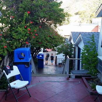Hermosa Hotel - Top of the stairs. - Hotels Near Me - Avalon, California