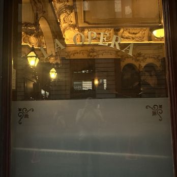 Bar La Ópera - Windows - Mexican Near Me - México, D.F., DIF