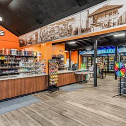 Zipps Liquor