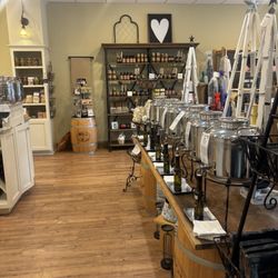 Branch & Vine  Olive Oil and Balsamic Vinegar Tasting Bar - Oils