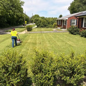 Zips Lawn Care - Lawn Services Near Me - Versailles, Kentucky Zips Lawn Care - Lawn Services Near Me - Versailles, Kentucky