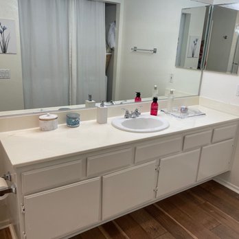 OC House Cleaning - My super clean bathroom from OC house clean - Home Cleaning Near Me - Lake Forest, California
