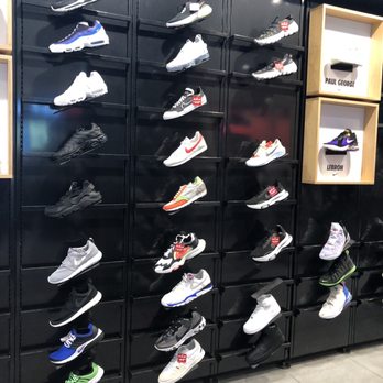 Foot Locker - Shoe Stores Near Me - Atlanta, Georgia