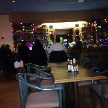 Haydees 2000 - people sitting at a bar - Latin American Near Me - Washington, DC, District of Columbia