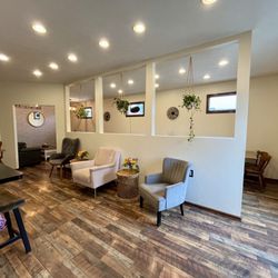 Farm House Brew - Indoor Seating