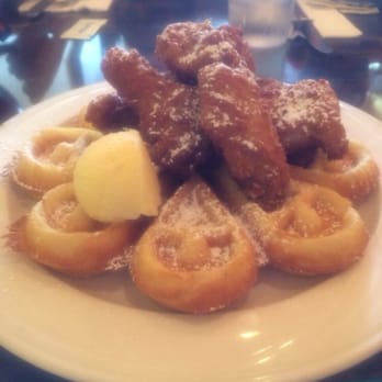 Griddlecakes - Wings & waffle - American Near Me - Las Vegas, Nevada