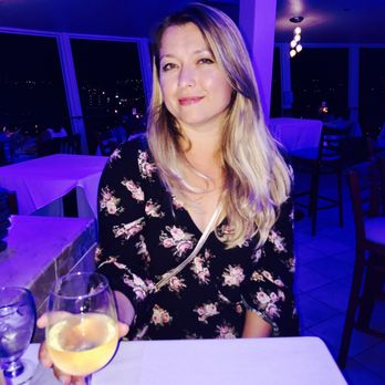 Spinners Rooftop Grille - My Chardonnay was yummy - Lounges Near Me - St. Pete Beach, Florida Spinners Rooftop Grille - My Chardonnay was yummy - Lounges Near Me - St. Pete Beach, Florida