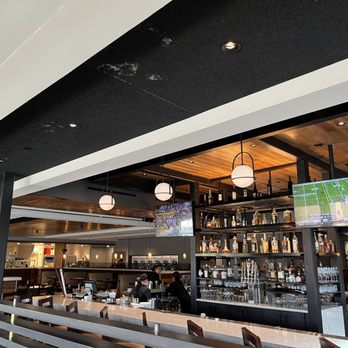 J. Alexander's - Steakhouses Near Me - Clifton, New Jersey