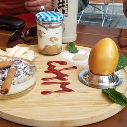 WAM No1 - Desert tester, Beermisu, Ashtray Panna Cotta, Burger Muffin Sweet fries, & 5 Minute Rgg! ALL 2 DIE FOR