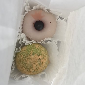 Fugetsu-Do - Candy Stores Near Me - Los Angeles, California