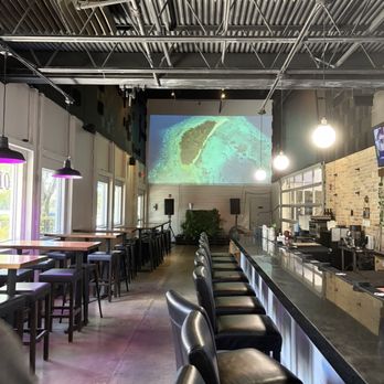 Rolling Waves Brewing and Distillery - Bar - Breweries Near Me - Doral, Florida Rolling Waves Brewing and Distillery - Bar - Breweries Near Me - Doral, Florida