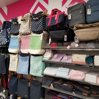 Daiso - Tote bags, coin purses and more! - Discount Store Near Me - Honolulu, Hawaii Daiso - Tote bags, coin purses and more! - Discount Store Near Me - Honolulu, Hawaii