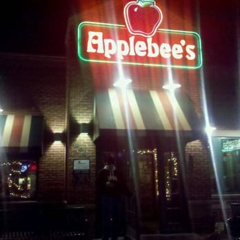 Applebee's Grill + Bar - American Near Me - Cedar Rapids, Iowa