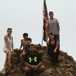 Rock House Trail - People on top of mountain