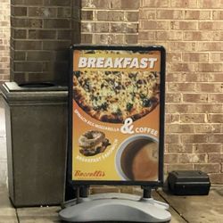 Bozzelli's Italian Deli-Spring Mall